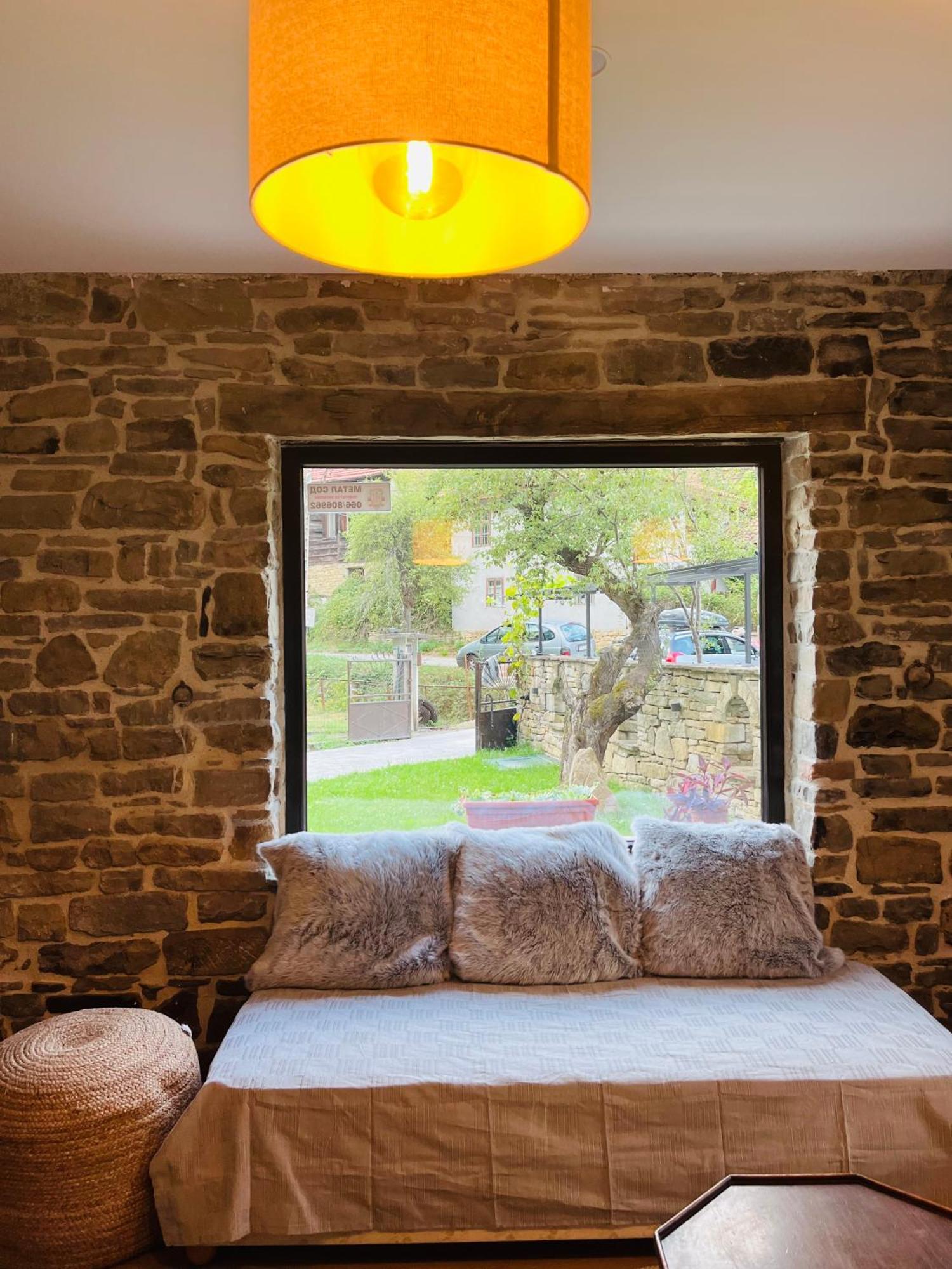 Verta House Tryavna Bagian luar foto